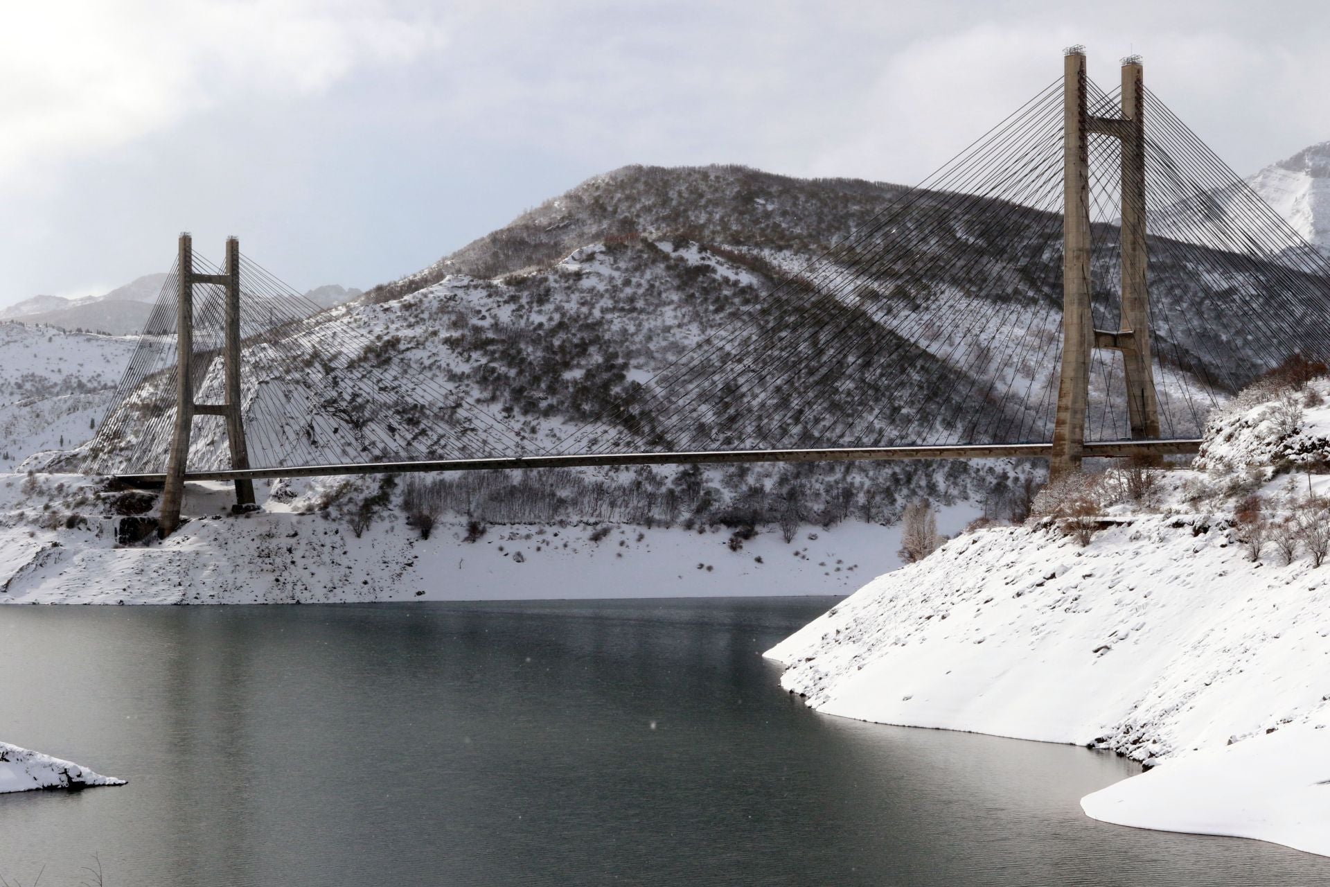Un puente de récord y de libro