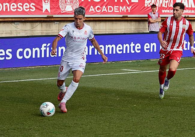 Chacón, en una acción del partido.