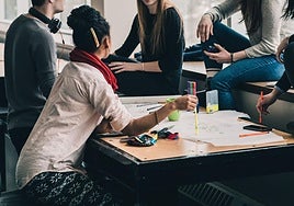 Imagen de archivo de estudiantes universitarios.