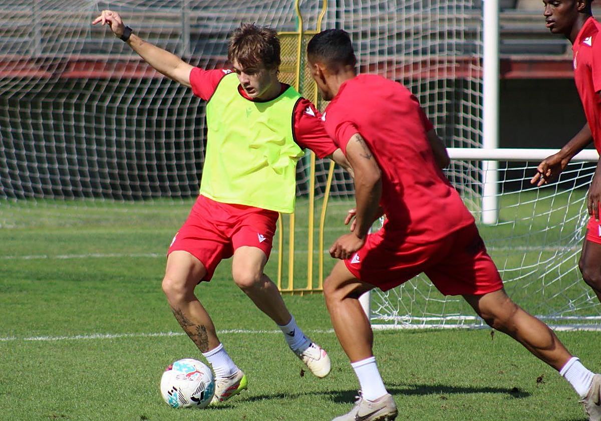 Imagen del entrenamiento de la Cultural previo al duelo del viernes