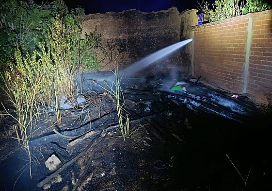 Imagen del incendio sofocado en Urdiales del Páramo