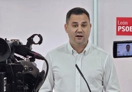 Javier Alfonso Cendón en la rueda de prensa de este 1 de septiembre en León.