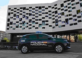 Un vehículo de la Policía Nacional en San Andrés.