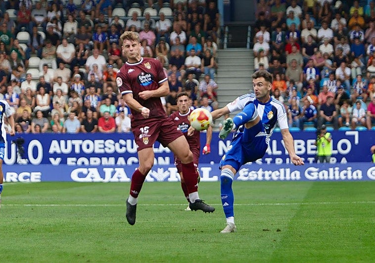 El conjunto berciano estrena la temporada en casa ante el equipo gallego