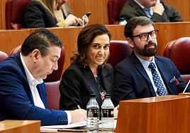 Procuradores de UPL en las Cortes.