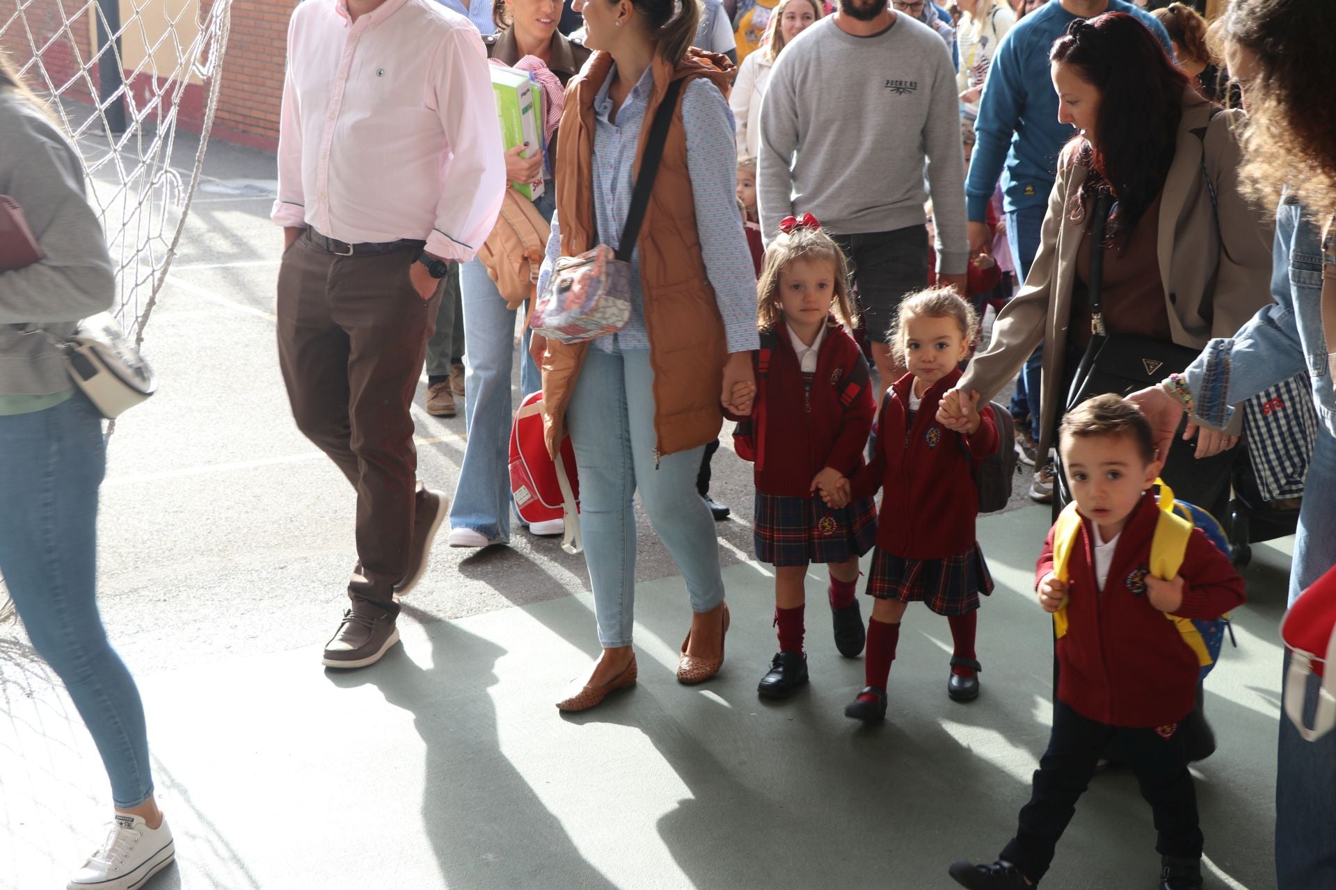 Las imágenes de la emotiva vuelta al cole en León