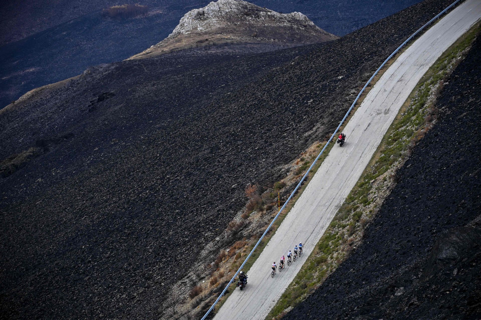 El Morredero y un paisaje calcinado en La Vuelta a España