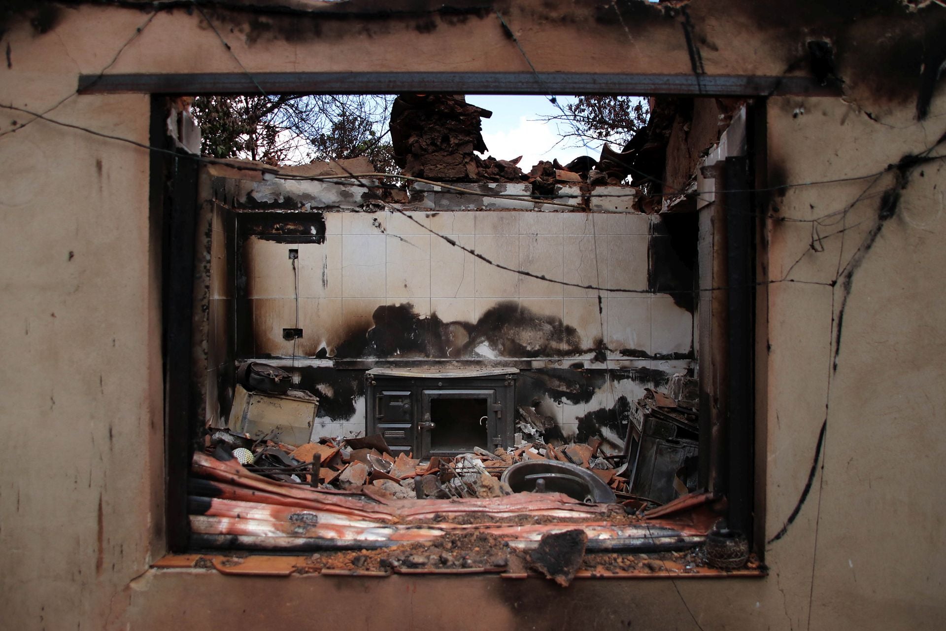 Así está Castrocalbón semanas después del incendio