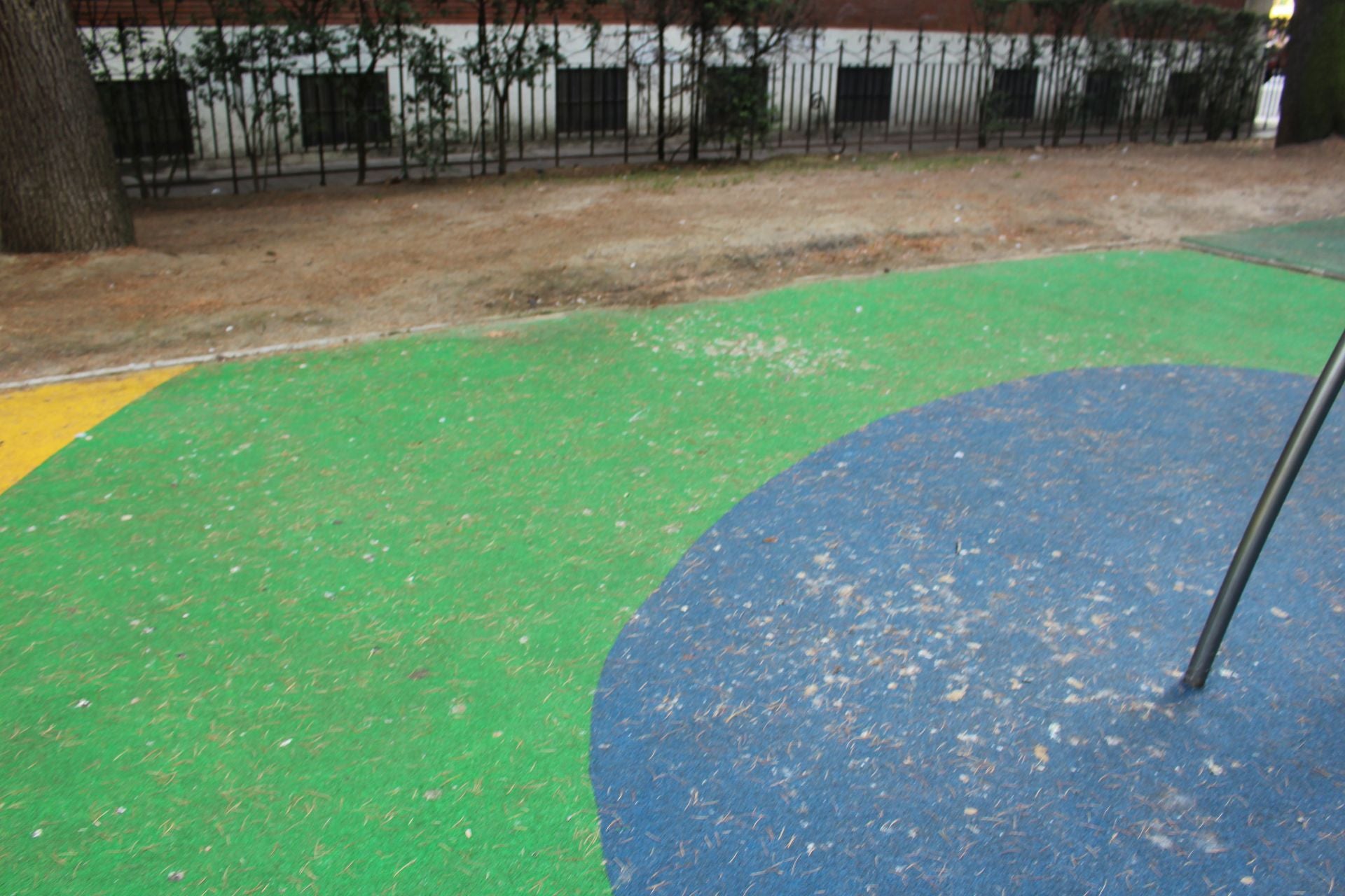 La suciedad en el parque infantil de San Francisco