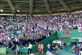 Imagen de la afición de la Cultural