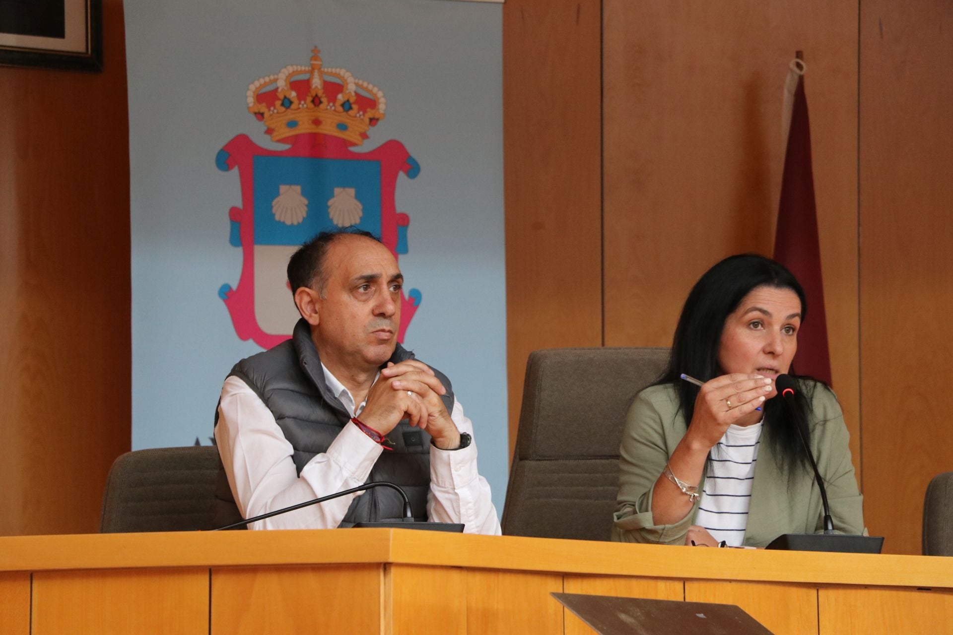 Imágenes de la manifestación en el Ayuntamiento de San Andrés del Rabanedo