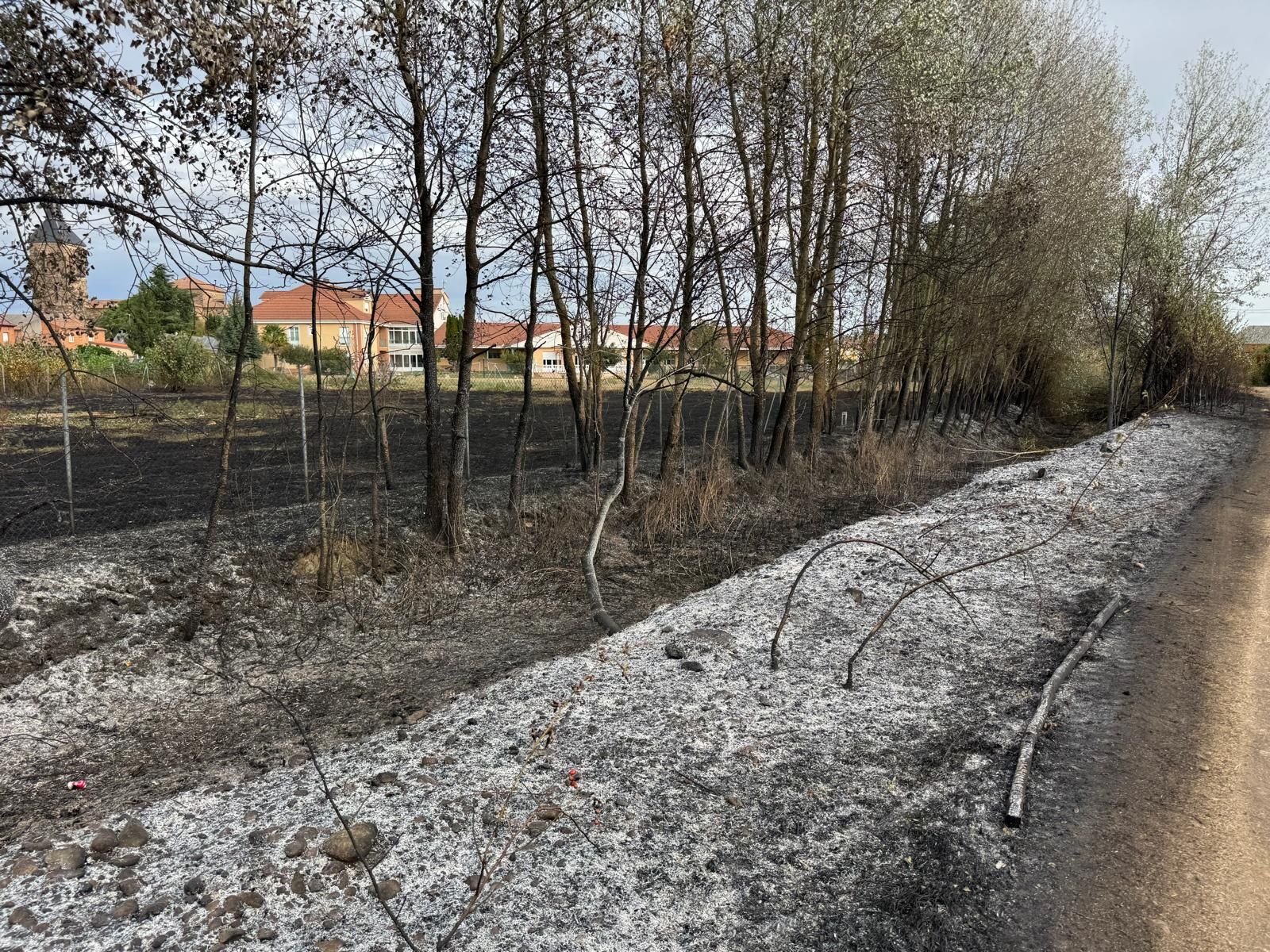 Las imágenes de Villarejo de Órbigo tras el incendio