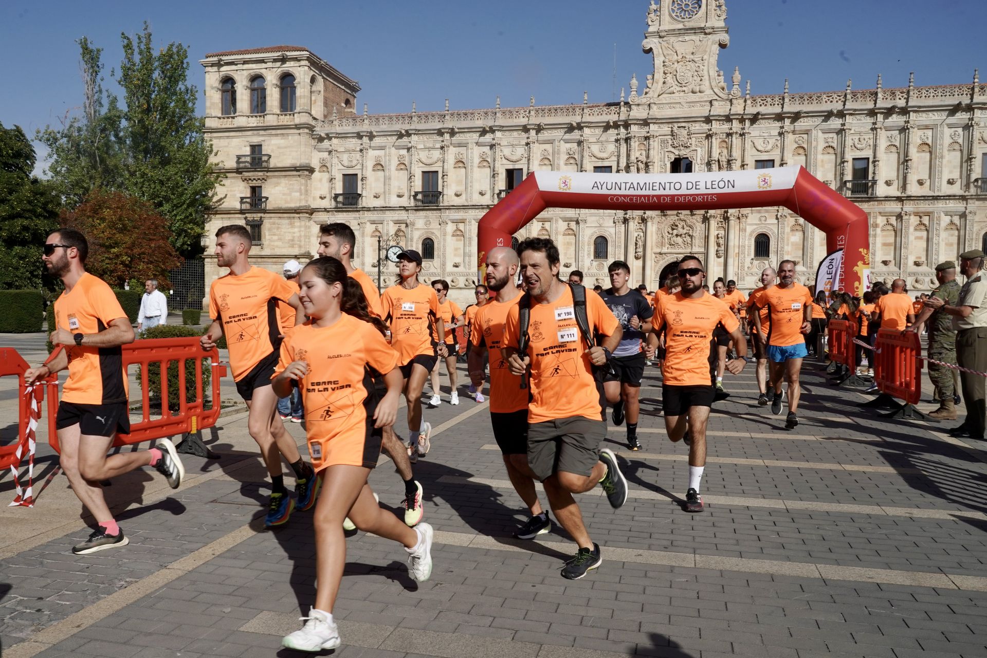 Las imágenes de la Carrera por la Vida en León