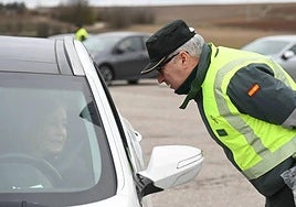 Control de alcohol de la Guardia Civil.