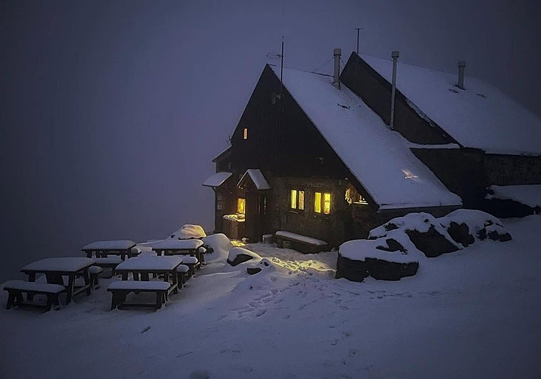 Nevada en Collado Jermoso.
