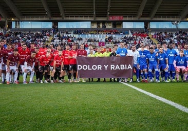 El fútbol une a los afectados por los incendios en un amistoso marcado por la solidaridad