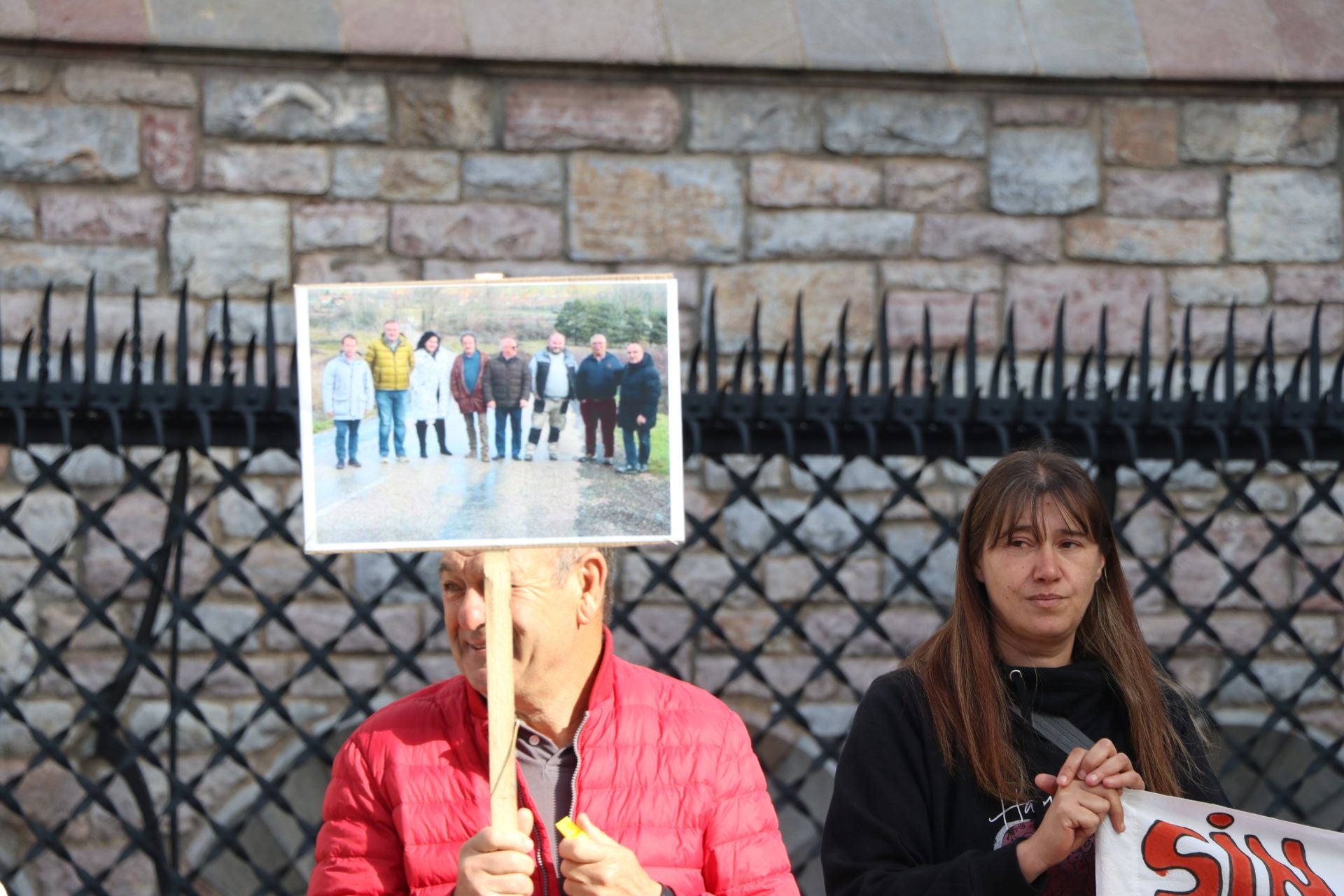 Las imágenes de la protesta de los vecinos de Antimio