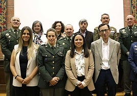 ULE y Fuerzas Armadas estrechan lazos en la mejora de équidos y canes