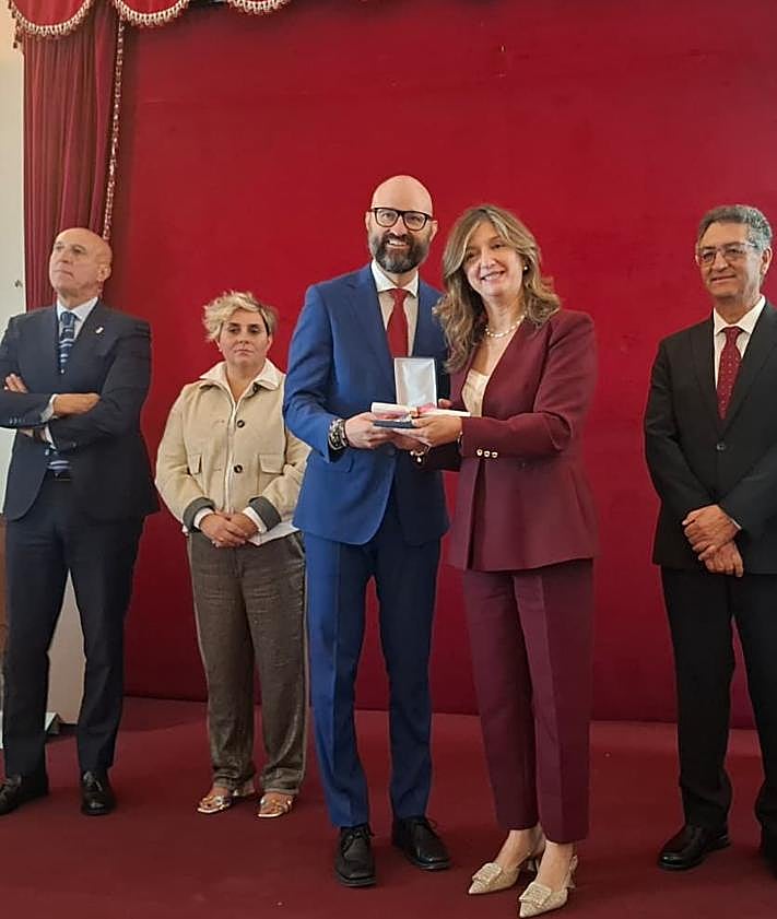 Imagen secundaria 2 - León reconoce a dos guardias civiles que frustraron un intento de fuga
