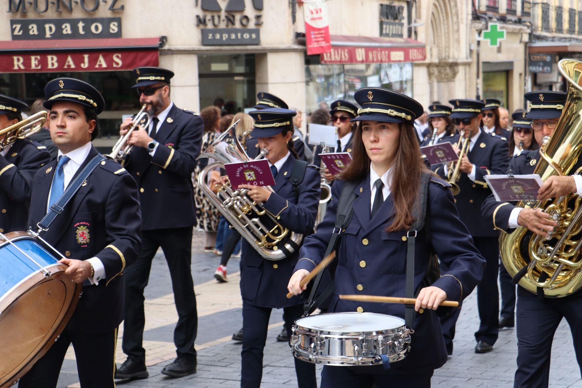 Las imágenes de la ceremoria de las Cantaderas y el acto del Foro u oferta