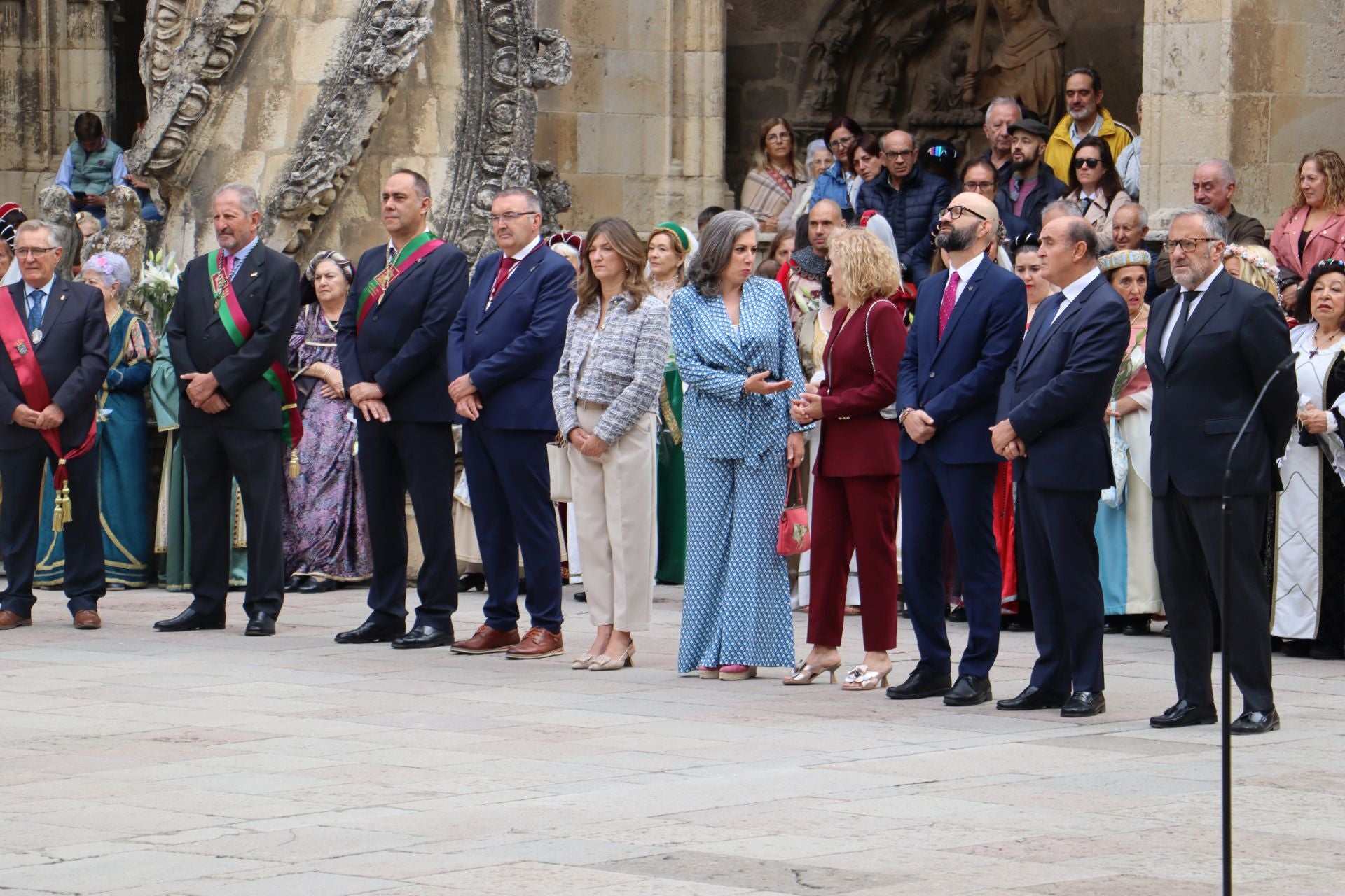 Las imágenes de la ceremoria de las Cantaderas y el acto del Foro u oferta