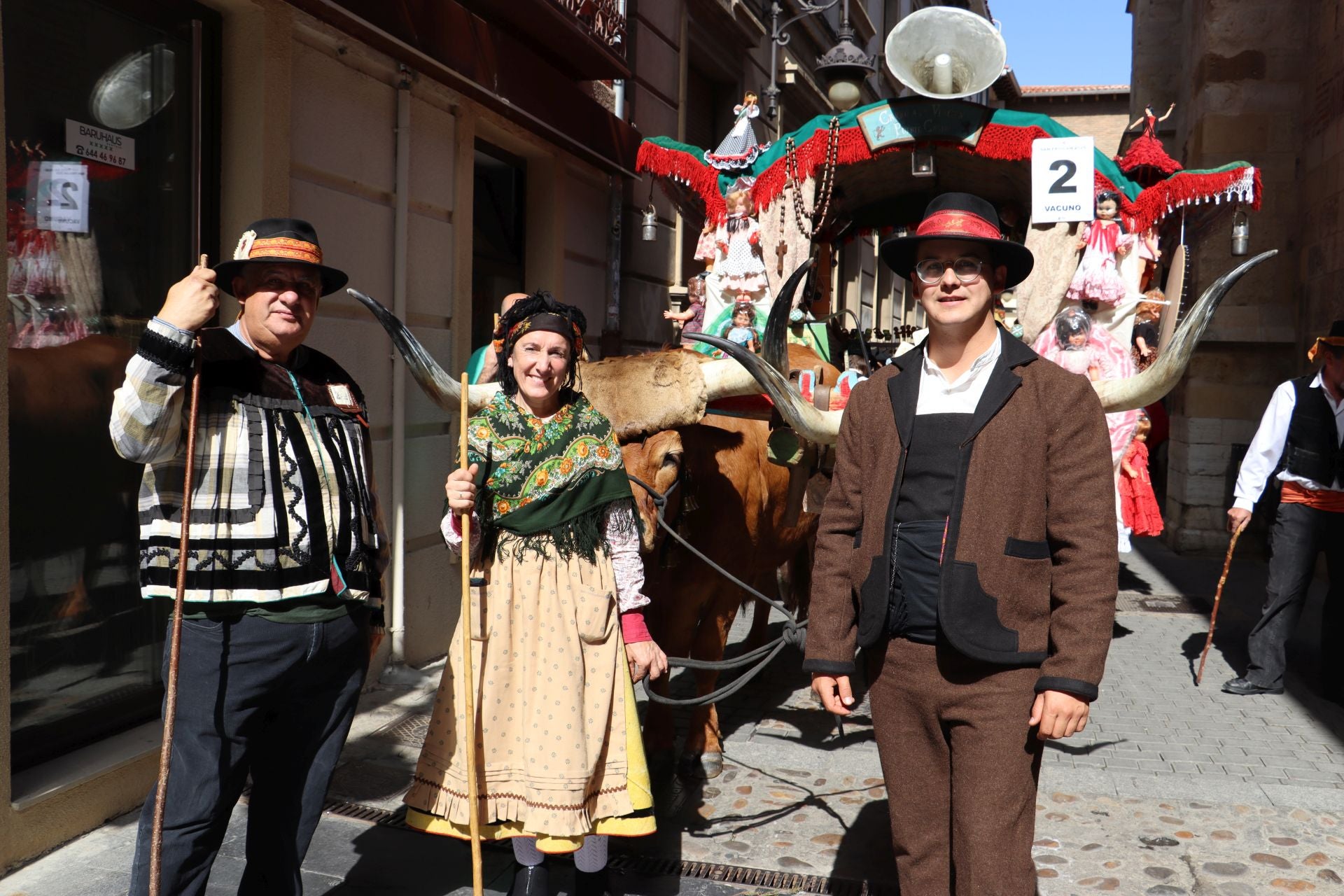 Las mejores imágenes del desfile de carros engalanados