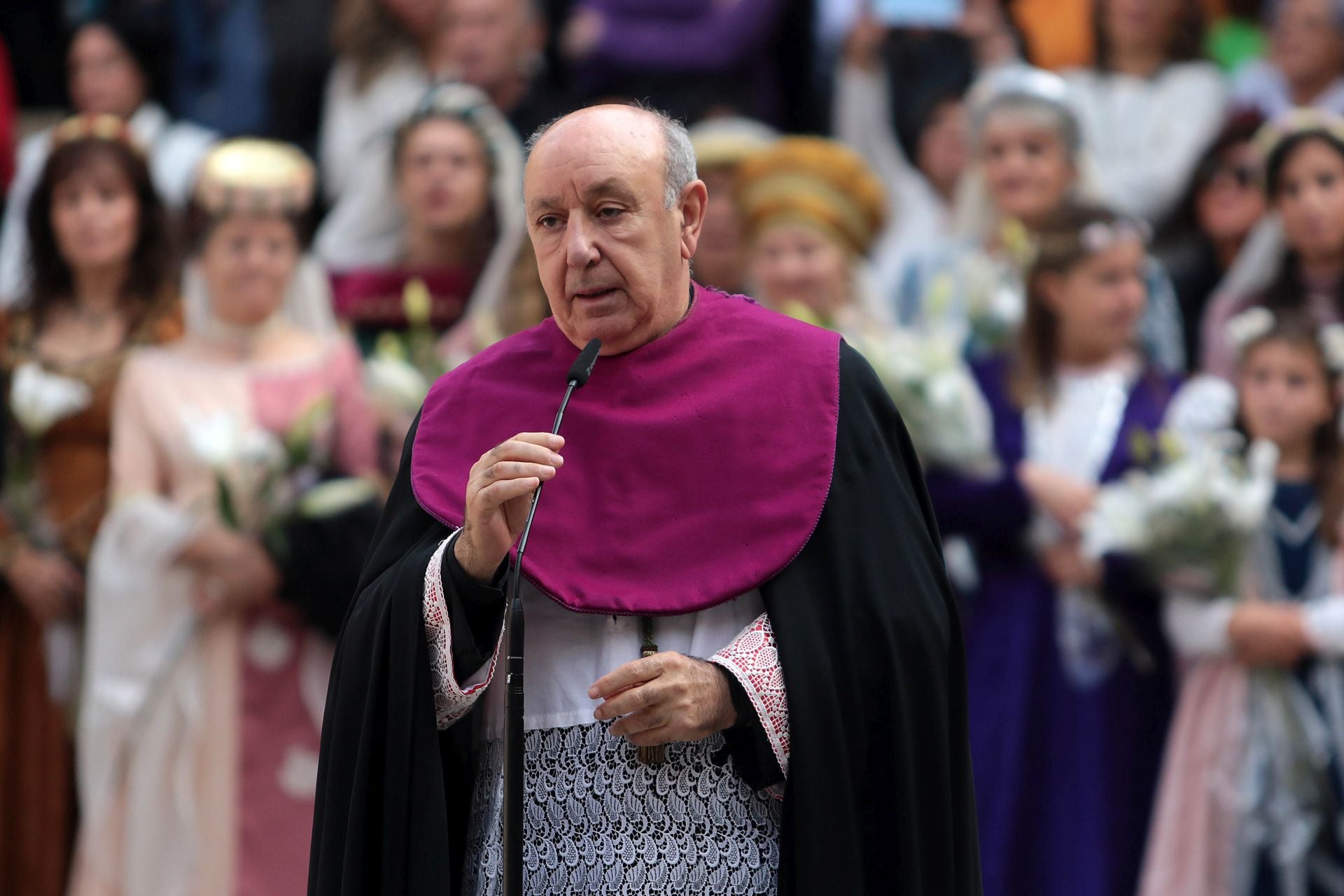 Las imágenes de la ceremoria de las Cantaderas y el acto del Foro u oferta