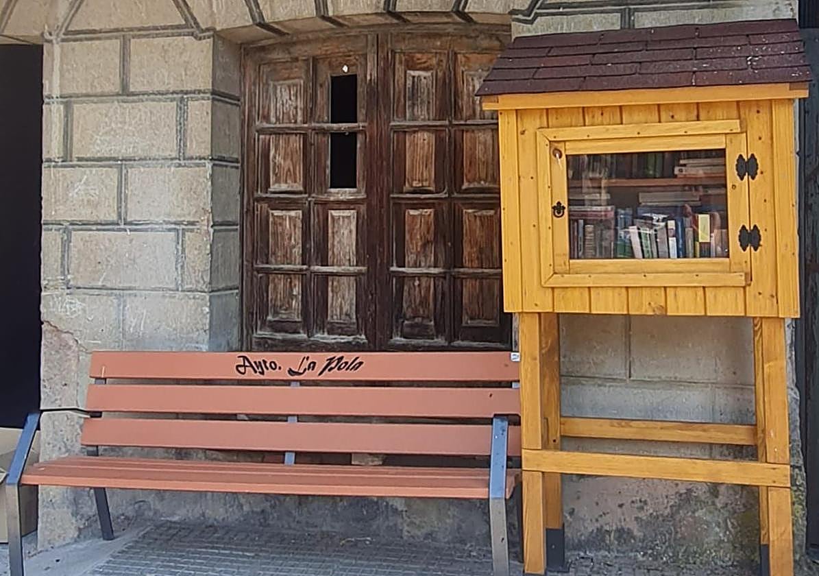 Punto de libros libres en el municipio.