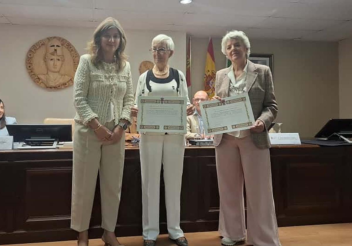 Donación de los ejemplares a la ULE.