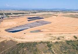 Macrovertedero en San Justo de la Vega.