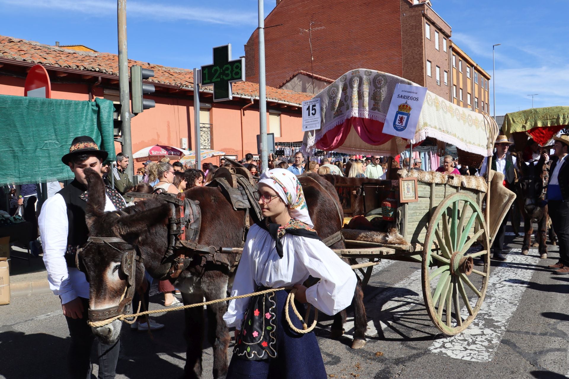 Carros y ganado se visten de fiesta en San Froilán