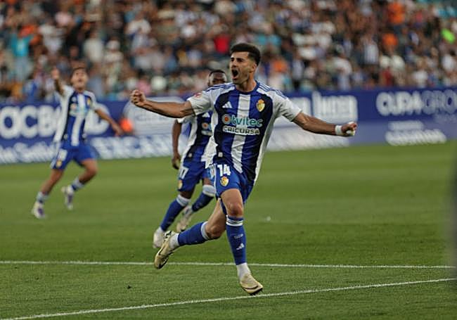 Xemi celebra el 2-2.