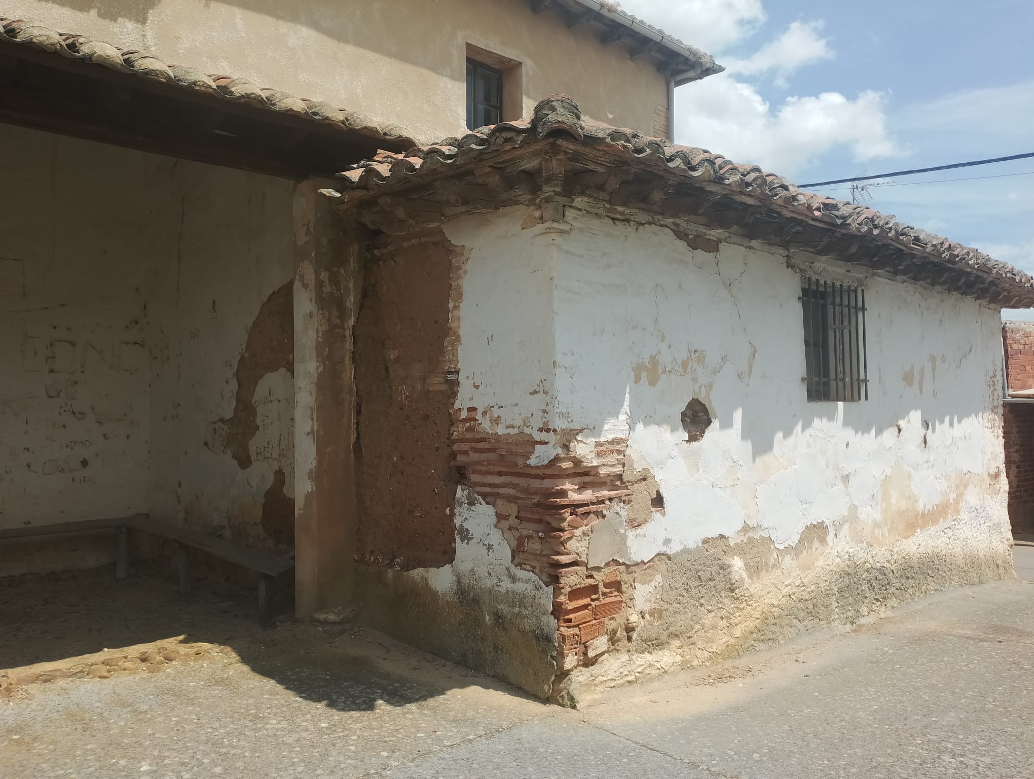 Las imágenes de la situación crítica de la Iglesia de Cubillas de los Oteros