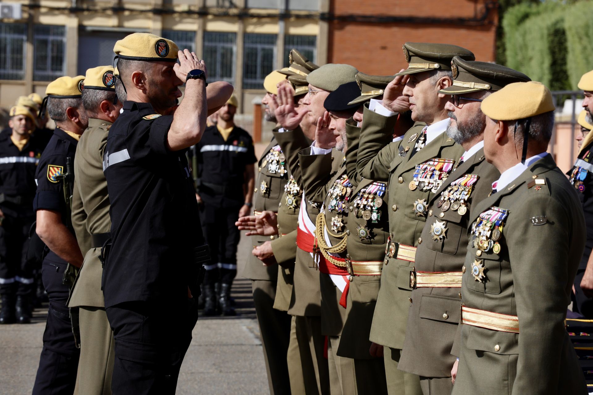 El V Batallón de la UME en León celebra Nuestra Señora del Rosario
