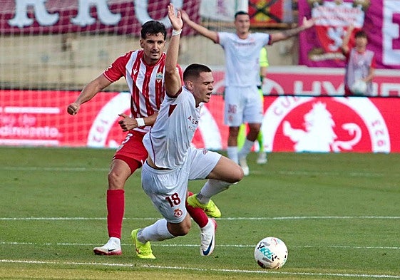 Paraschiv, en el partido ante el Almería.