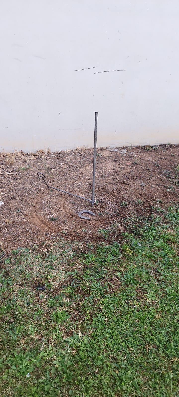 El colegio de León que estrena pendón y «presume» de carros engalanados