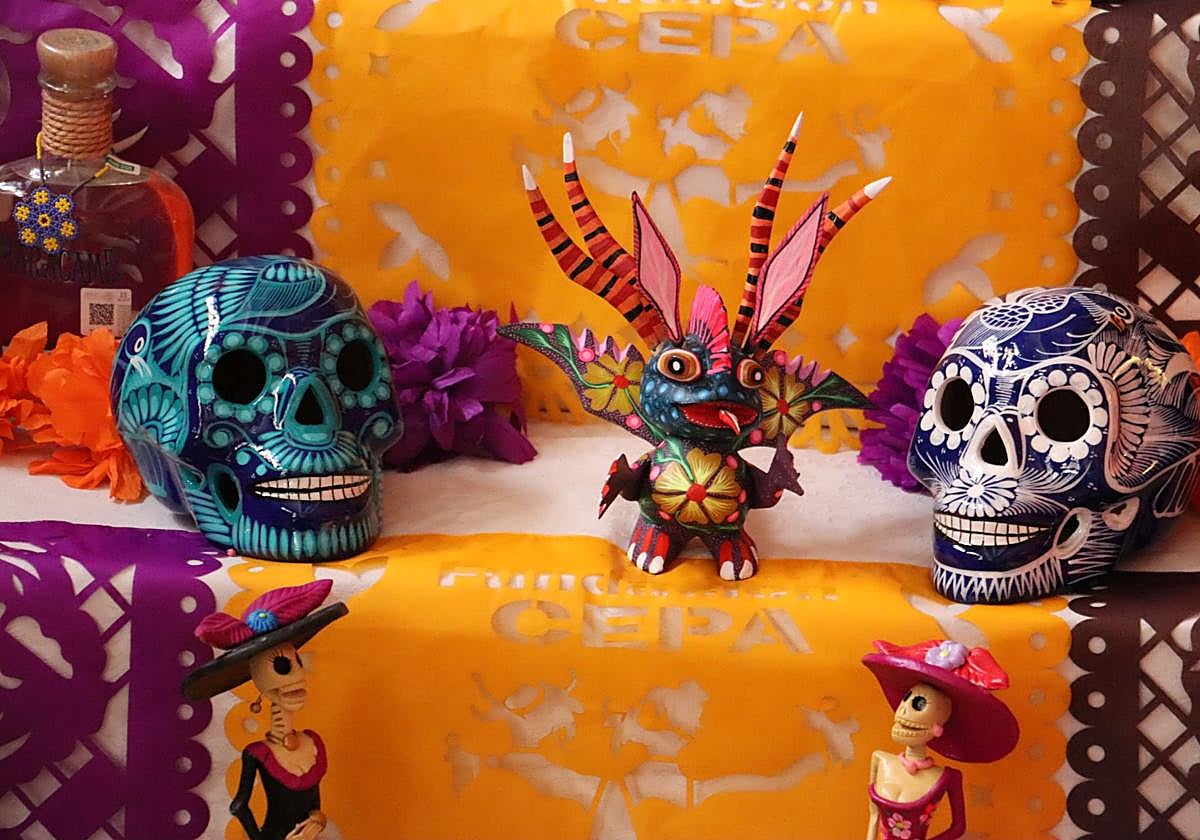 Un detalle del Altar de Muertos del Museo de la Emigración Leonesa.