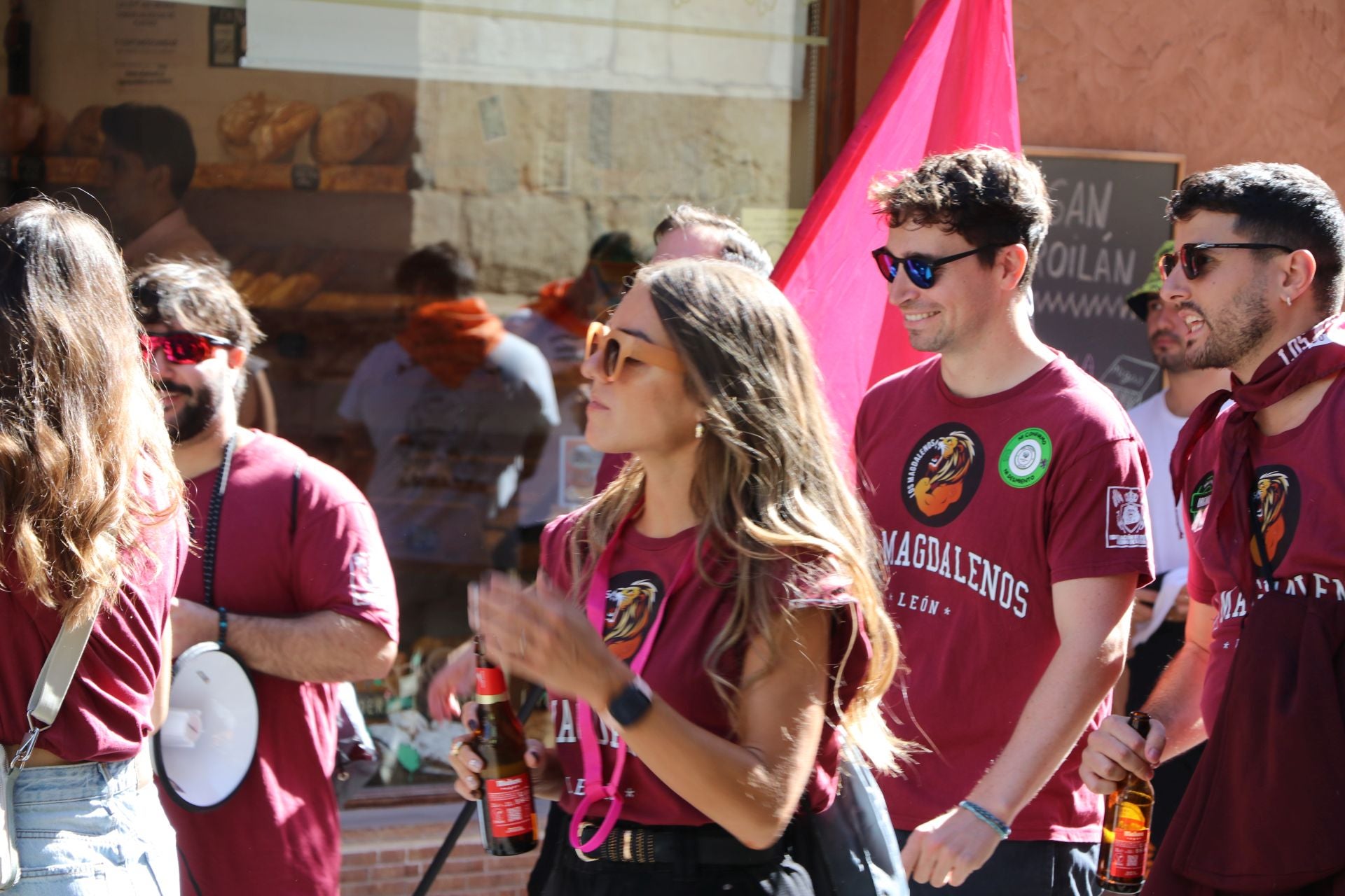Todas las imágenes del desfile del Día de Peñas en León