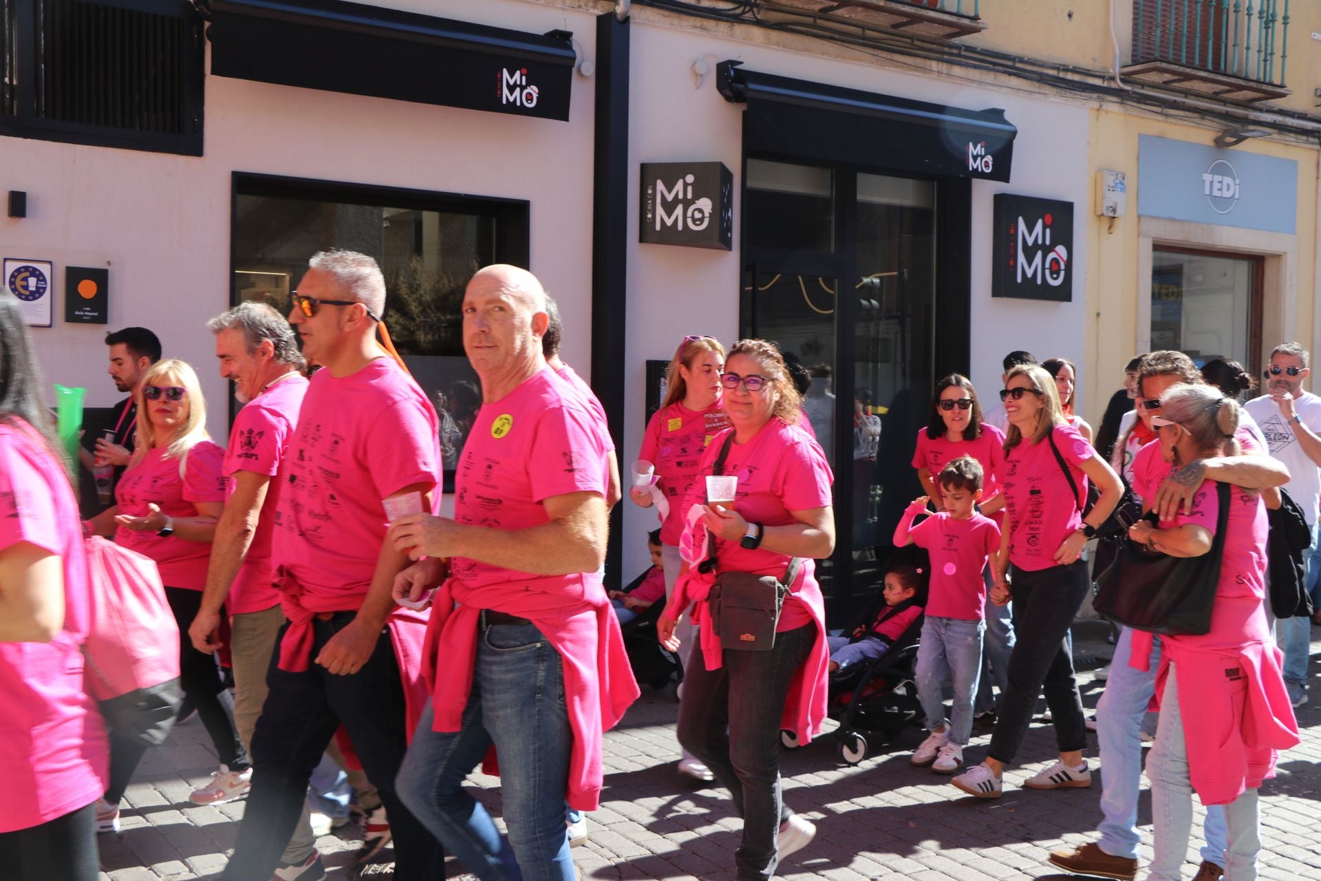 Todas las imágenes del desfile del Día de Peñas en León