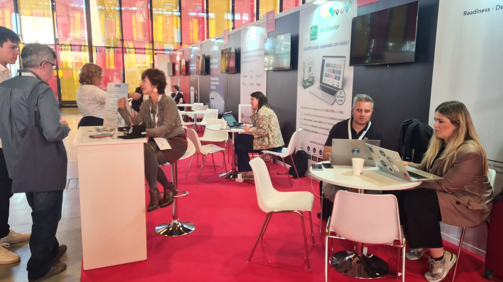 Las imágenes de la visita de Pedro Sánchez a León