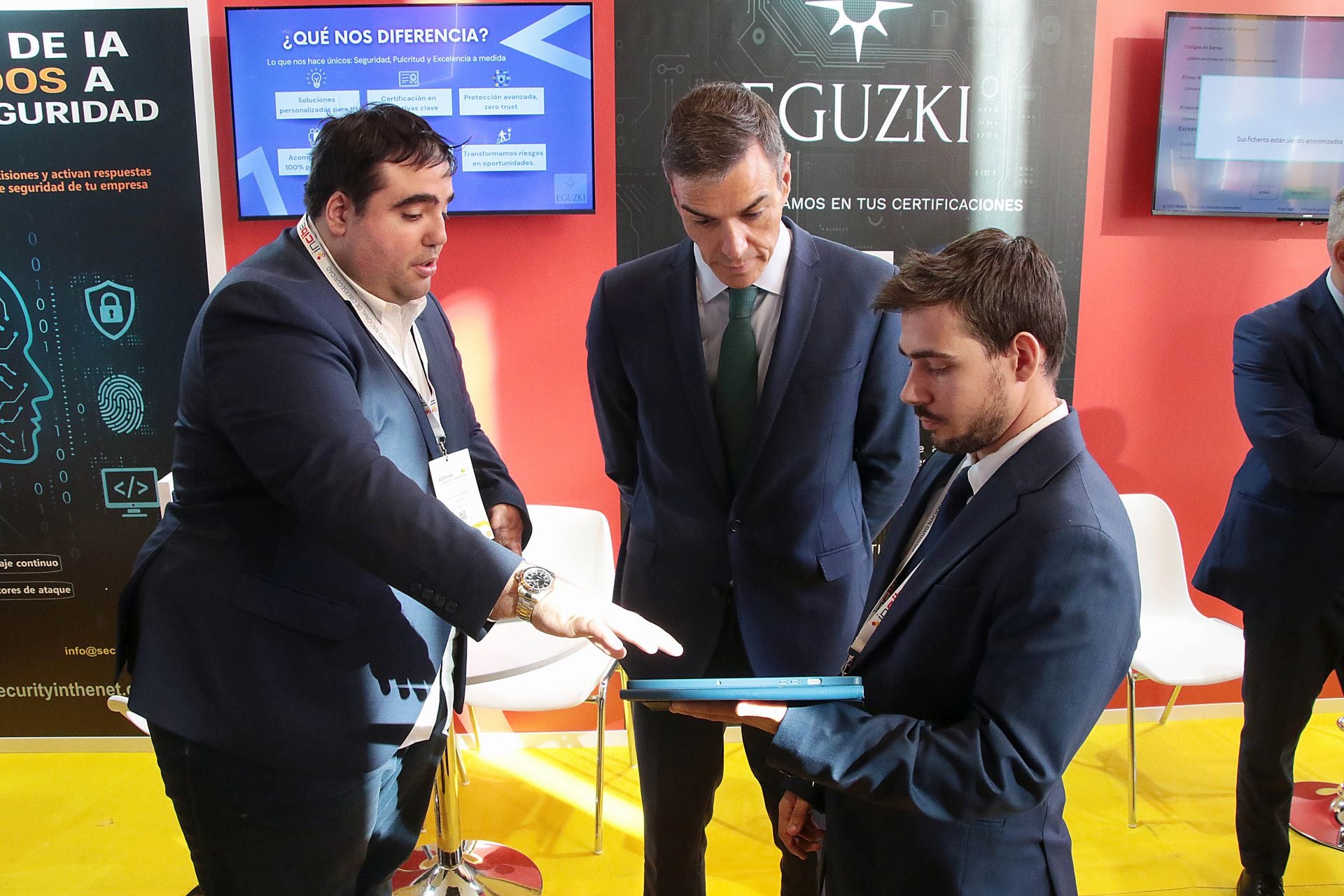 Las imágenes de la visita de Pedro Sánchez a León