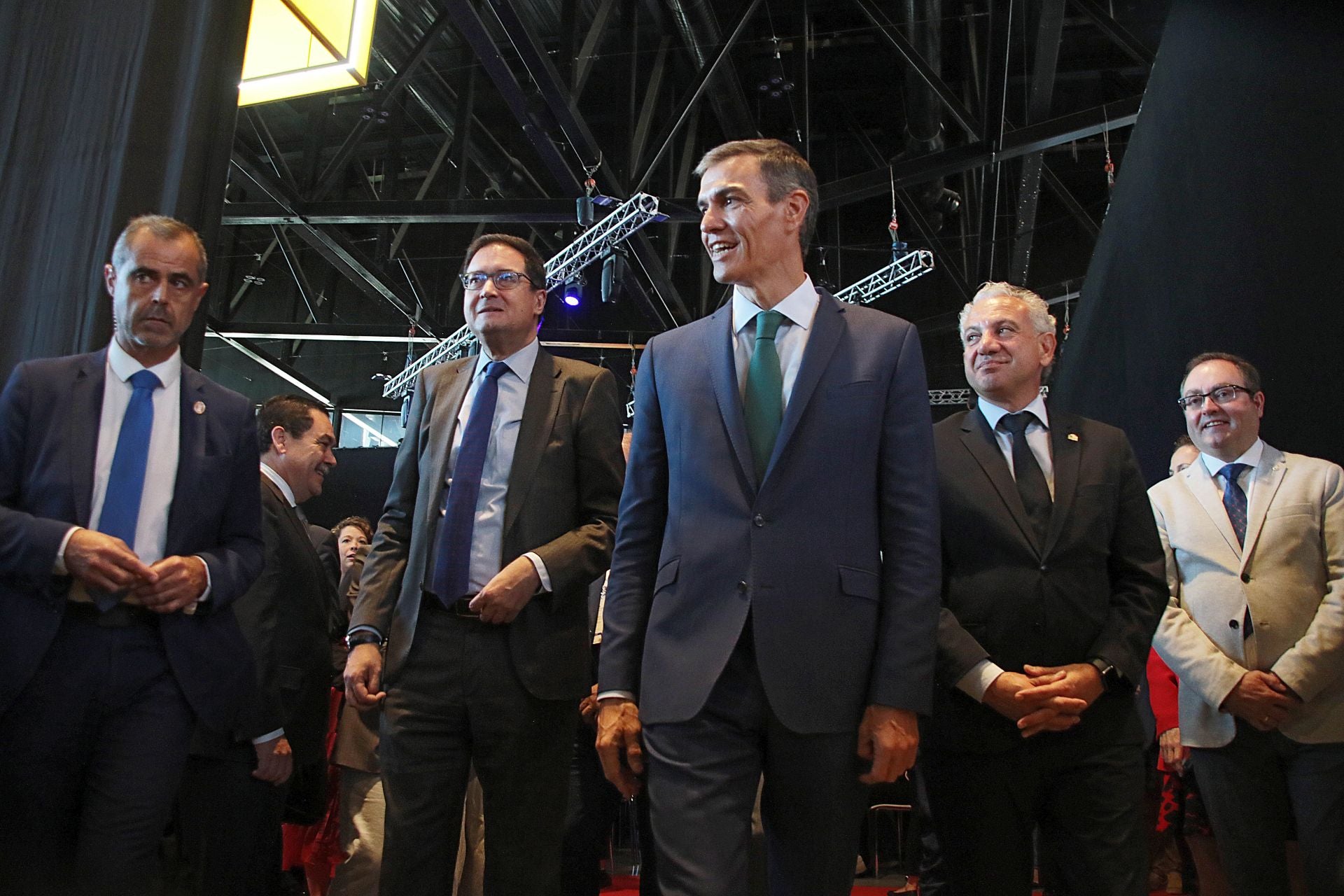 Las imágenes de la visita de Pedro Sánchez a León