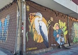 Esquina con pintadas de grafitis.