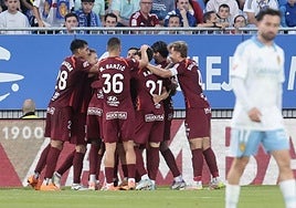 La Cultural celebra un gol ante el Real Zaragoza.