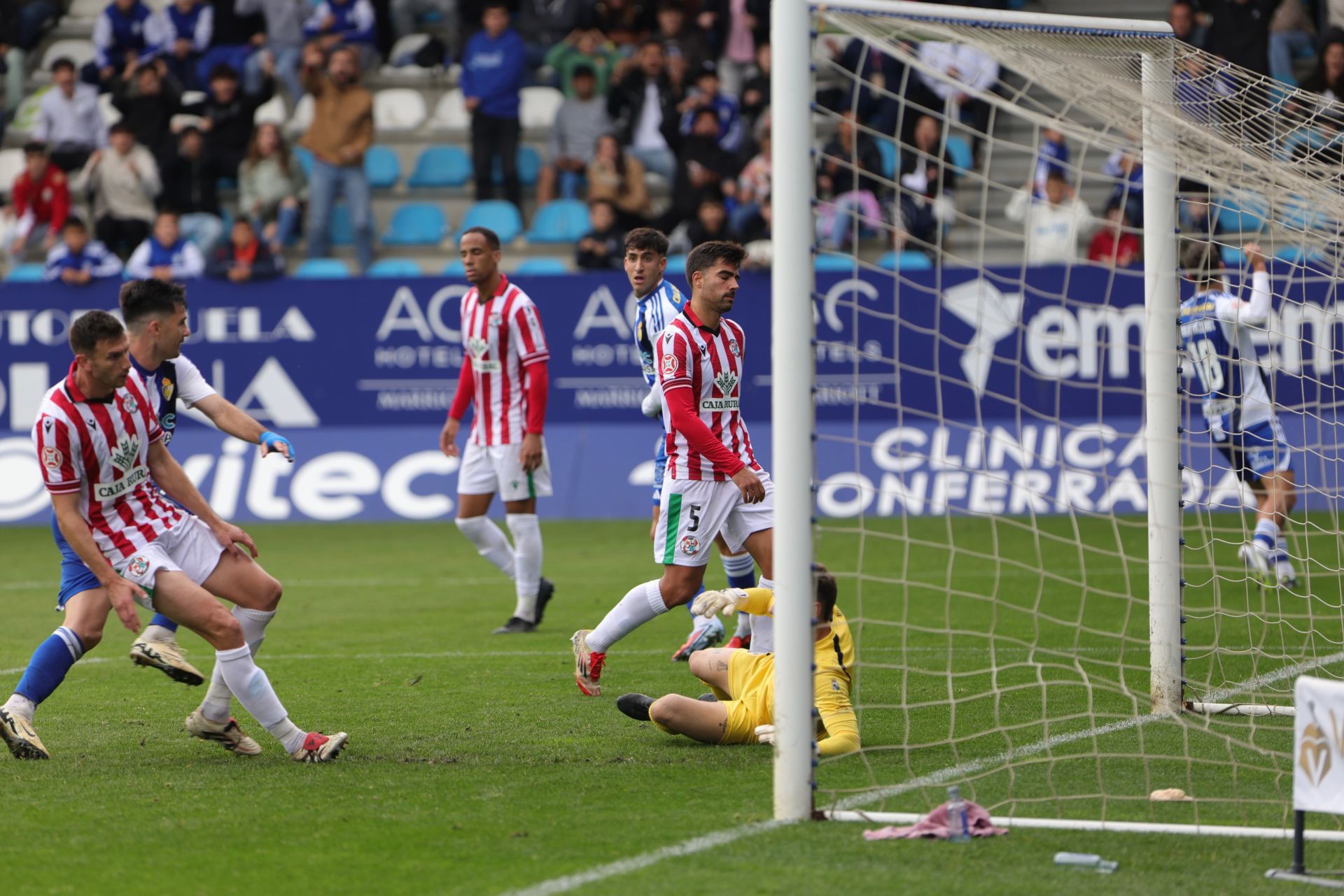 Las mejores imágenes del SD Ponferradina - Zamora CF