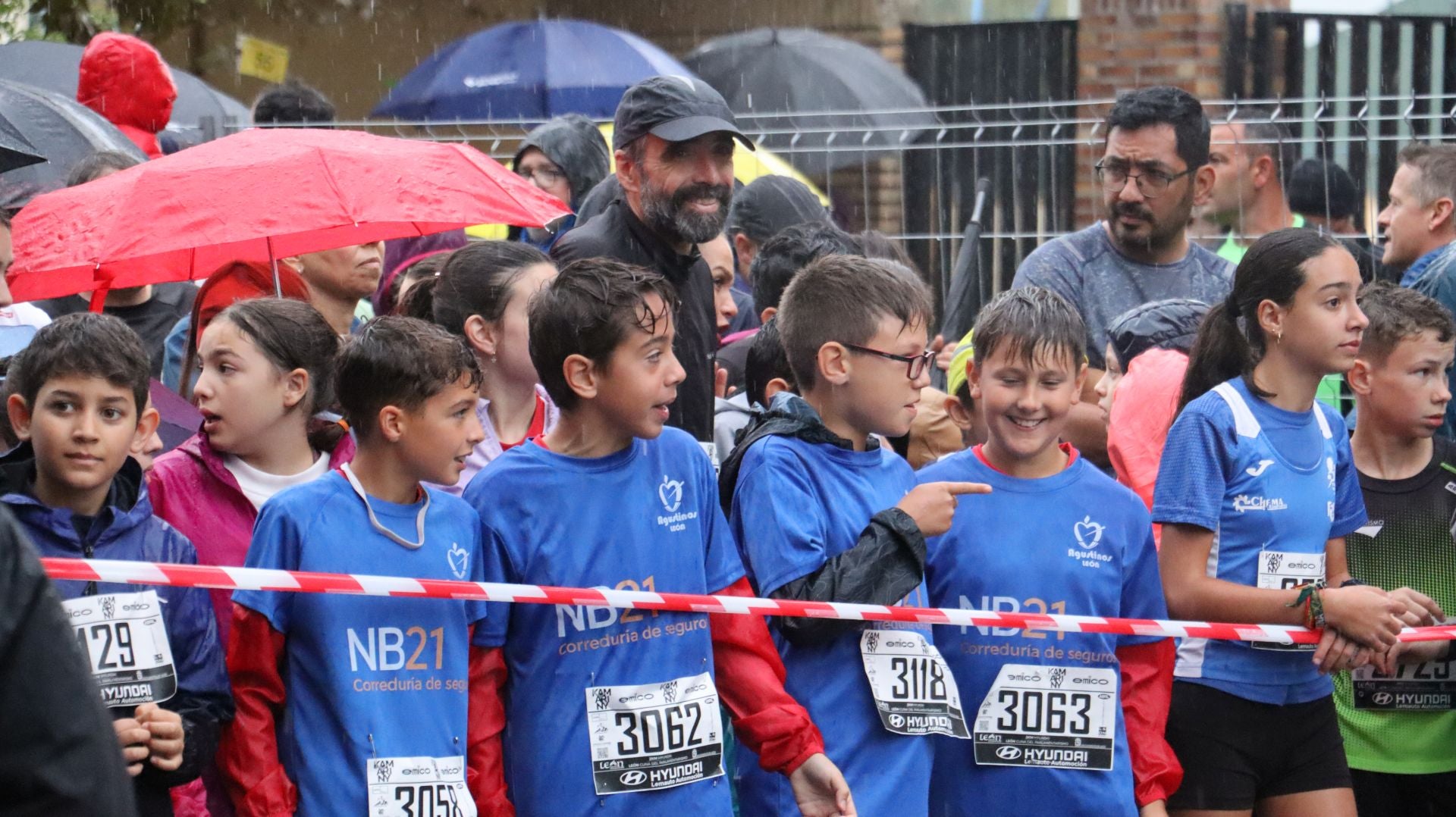 Las mejores imágenes de la carrera popular de los &#039;10 kilómetros Ciudad de León 2025&#039;