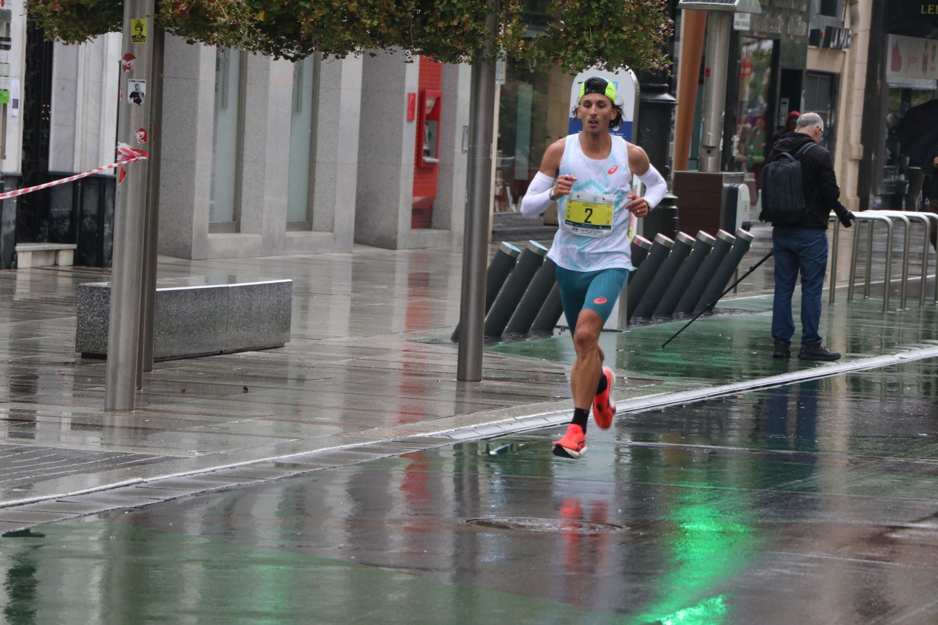 Las mejores imágenes de la carrera popular &#039;10 kilómetros Ciudad de León&#039;