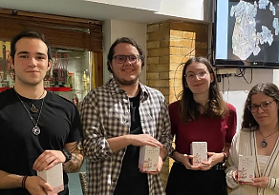 Charlas breves y dinámicas en el Café Varsovia por los Estudiantes de Biotecnología de la ULE