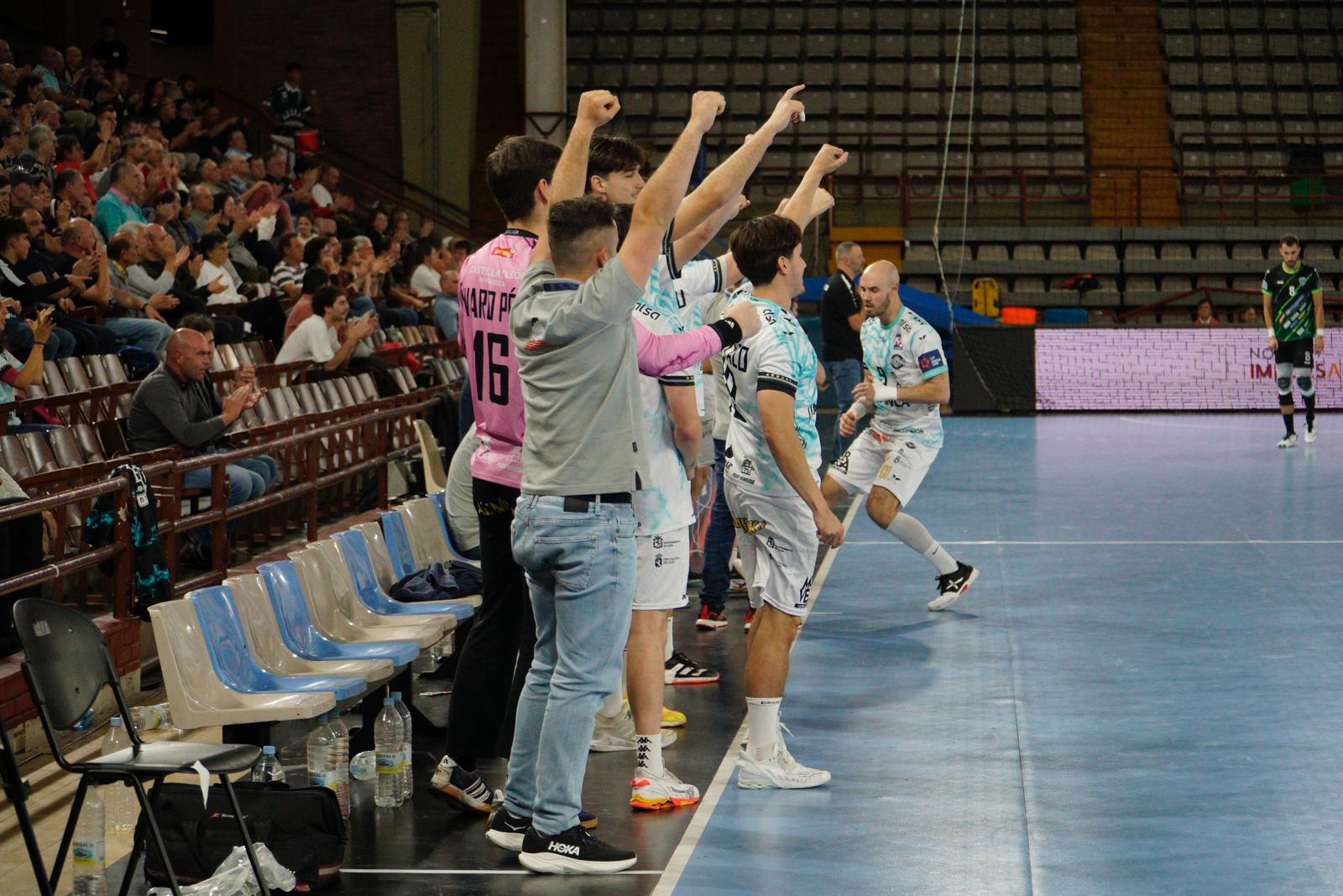 Las mejores imágenes del Abanca Ademar - RK Nexe