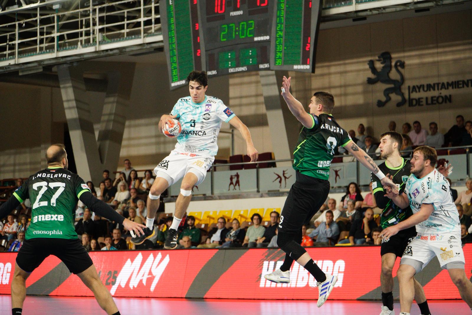 Las mejores imágenes del Abanca Ademar - RK Nexe